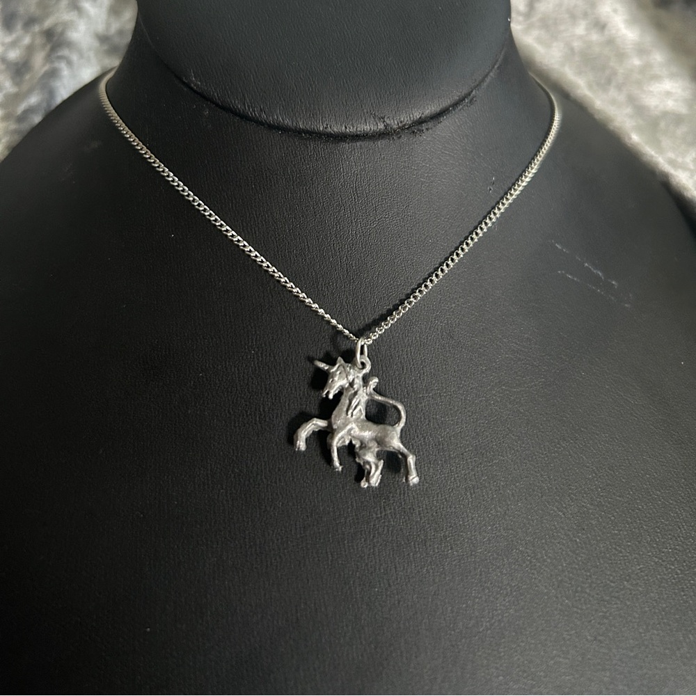 VINTAGE PEWTER UNICORN NECKLACE